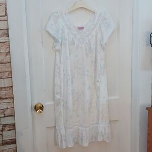 Floral Lace Trim Nightgown Vintage Nylon Gown Size Large